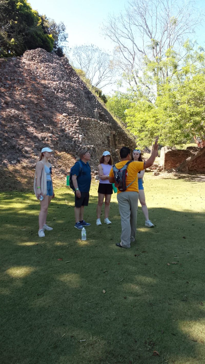 Belize guided tours